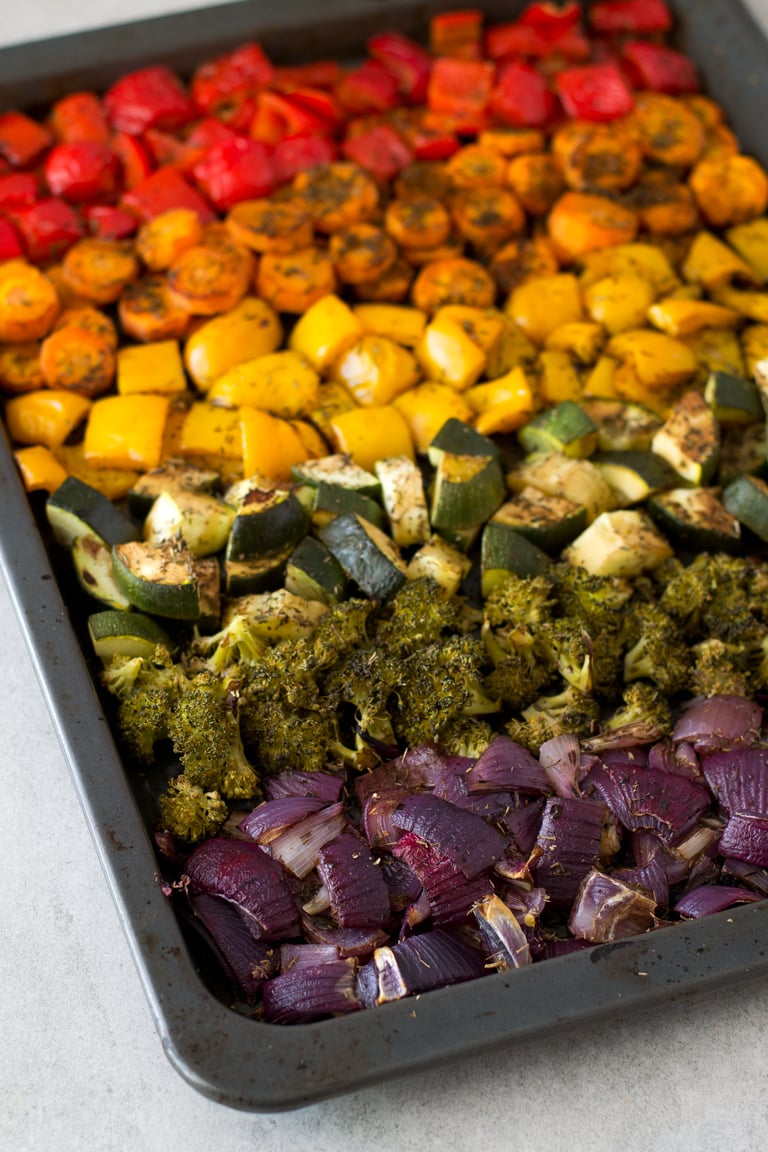 Oil Free Rainbow Roasted Vegetables - These oil free rainbow roasted vegetables are so delicious, healthy, low in fat and easy to make. It's one of my favorite side dish recipes!