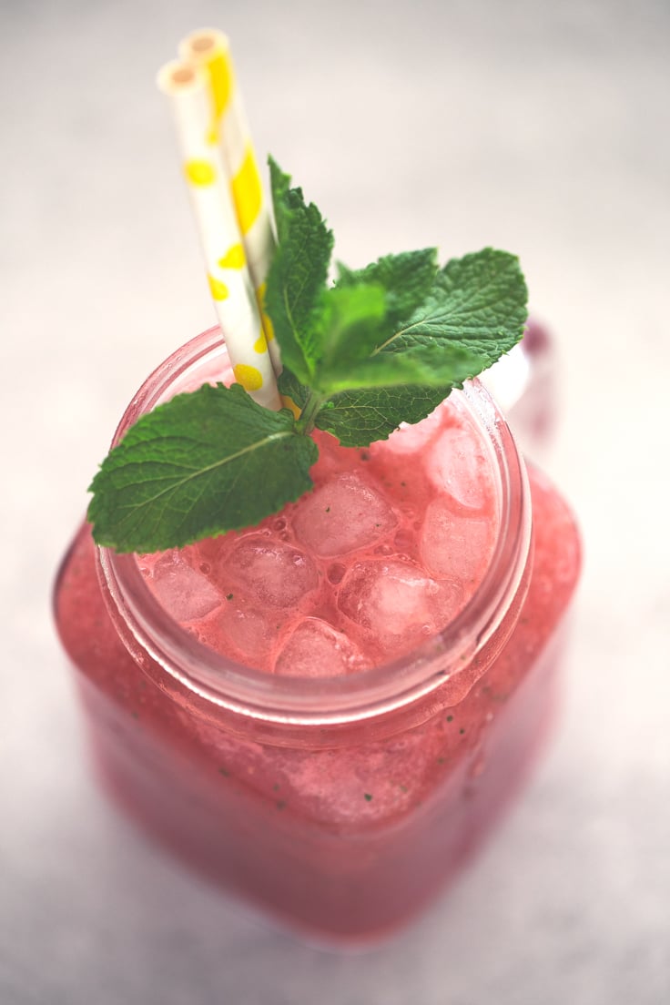 Watermelon mint lemonade - This watermelon mint lemonade is the perfect drink to start your day and stay hydrated. Only 4 ingredients needed!