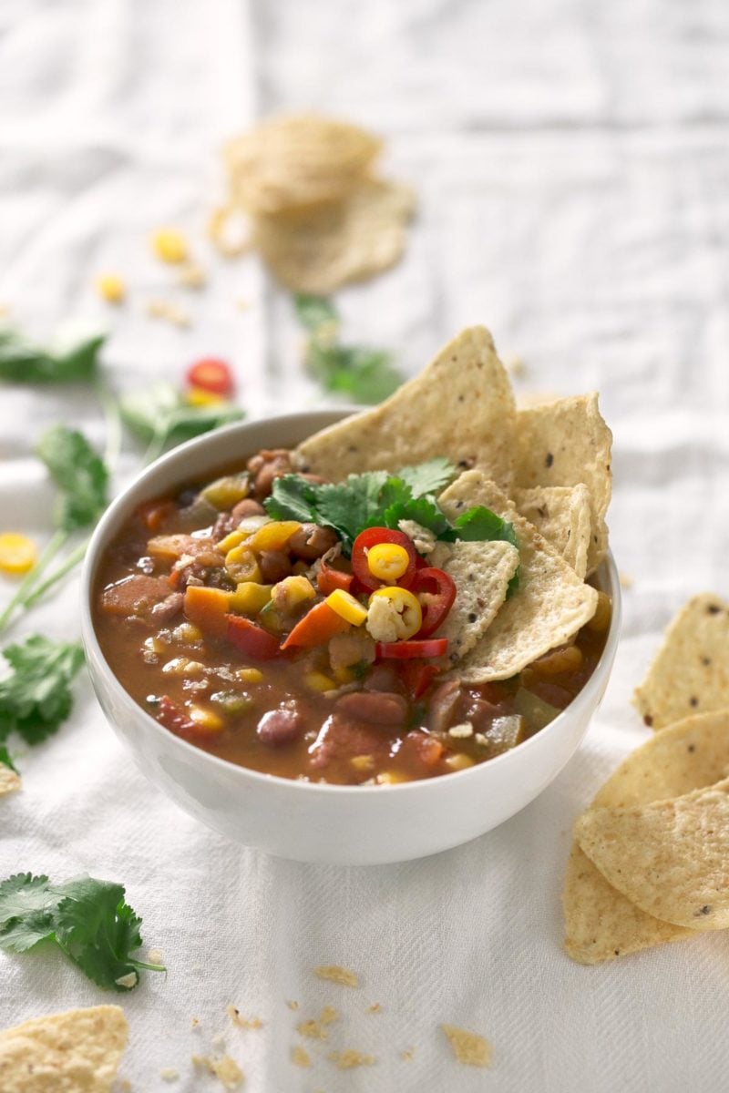 Simple Vegan Bean Soup. - This vegan bean soup is so easy to make. You just need to cook the veggies until golden brown, add the rest of the ingredients and cook for 10 minutes.