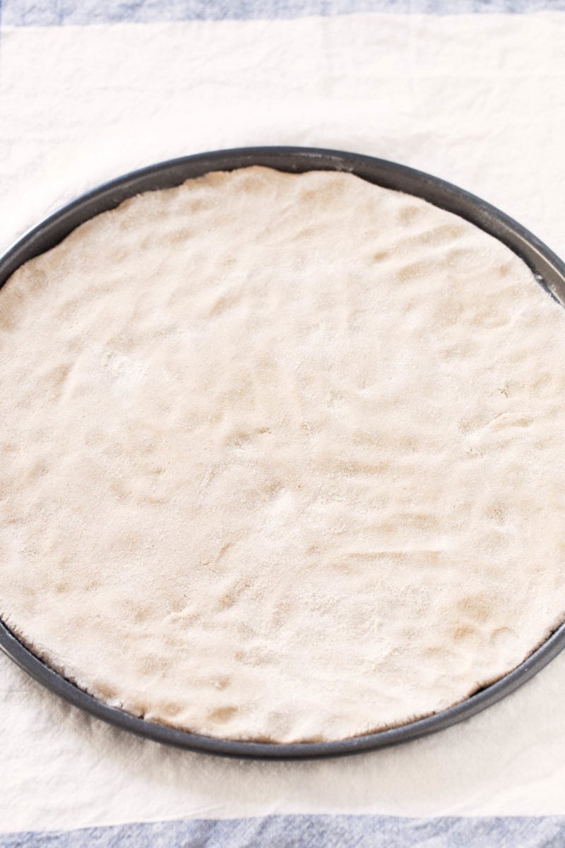 3 Ingredient Gluten Free Pizza Crust.- This vegan, gluten-free pizza crust is so easy to make and also yeast and fat-free. Besides, it requires just 3 ingredients.