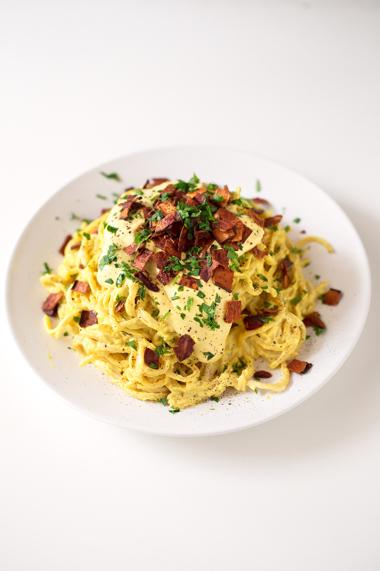 Vegan Pasta Carbonara. - You can enjoy a delicious and creamy vegan pasta carbonara in just 25 minutes. This is a gluten-free version, which is also healthier and lower in fat.