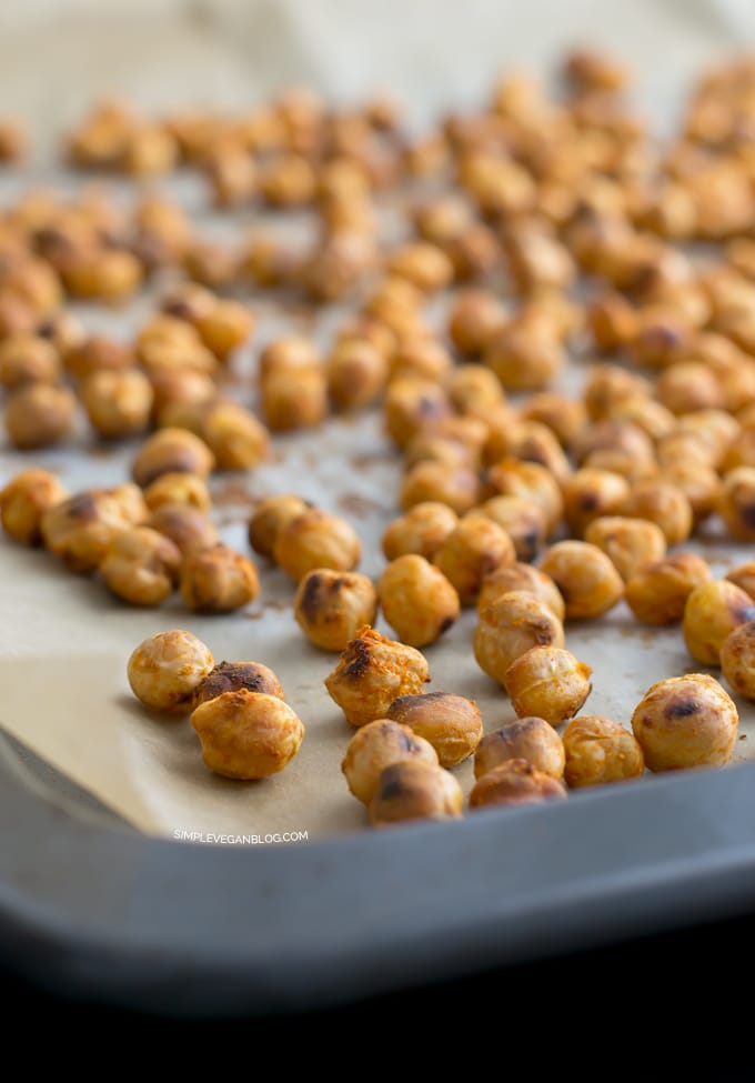 How to make Chickpea Snack | simpleveganblog.com #vegan