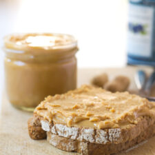 2 minute homemade peanut butter