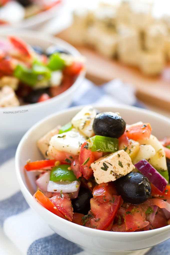 Vegan Greek salad So delicious and only 6 ingredients! | minimaleats.com #minimaleats #vegan