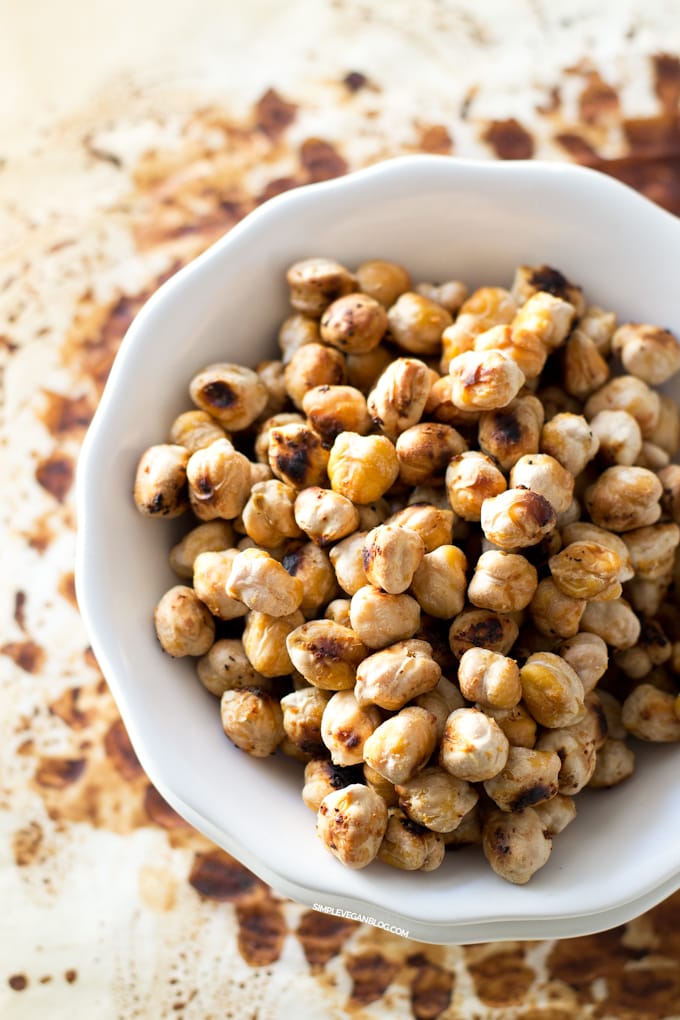 Chickpea Salad Bowl with Dilly Croutons