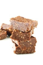 Easy Raw Vegan Brownies | simpleveganblog.com #vegan #glutenfree