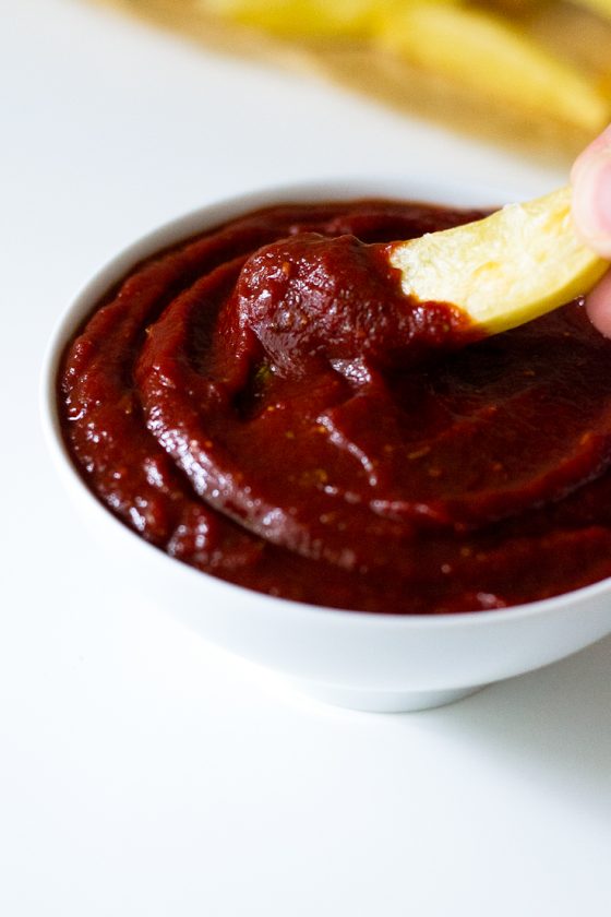 2-Minute Healthy Ketchup - Simple Vegan Blog