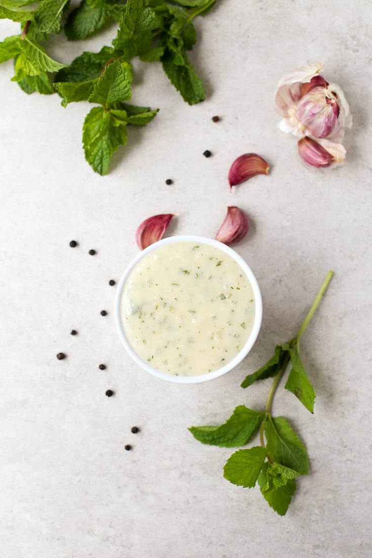 Vegan yogurt sauce (soy free) | simpleveganblog.com #vegan #soyfree #healthy