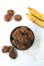 Vegan chocolate cookies recipe | simpleveganblog.com #vegan #glutenfree #healthy