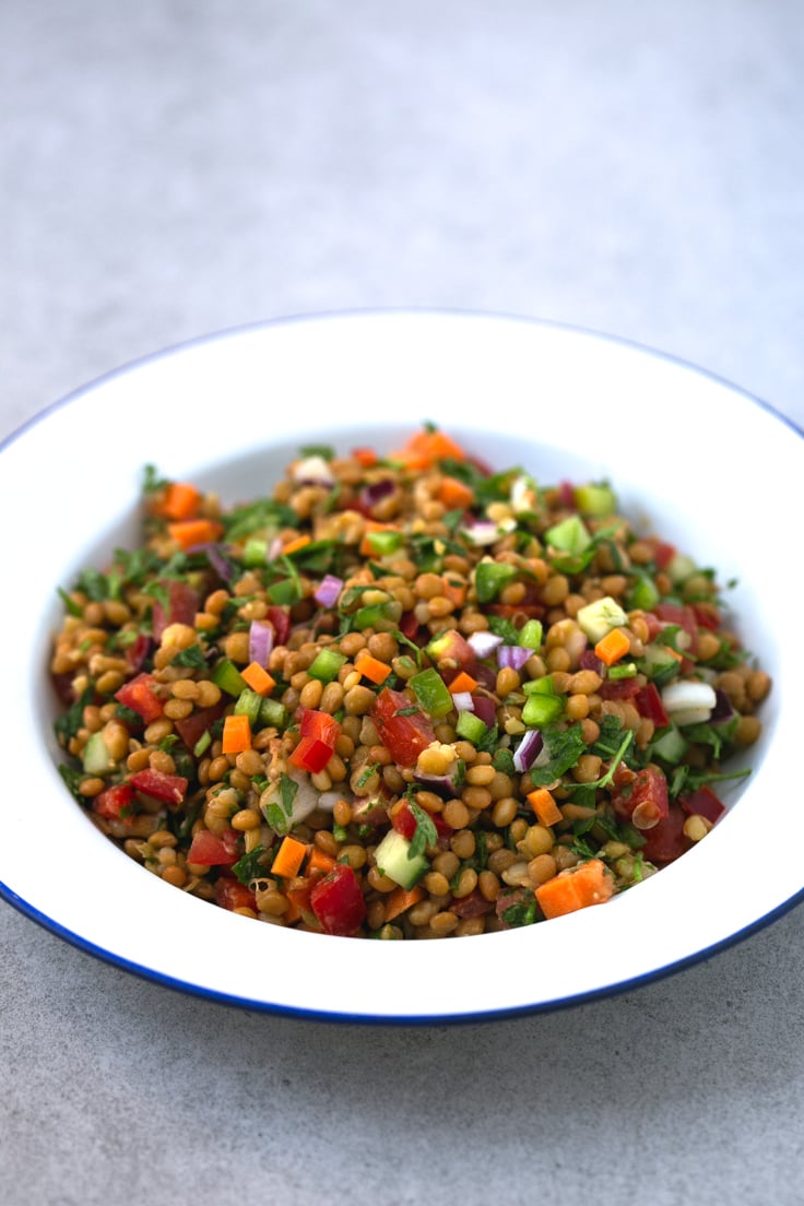 Lentil salad - It's important to include legumes in your diet, like this amazing lentil salad. It's so delicious, you won't believe is so easy to make!