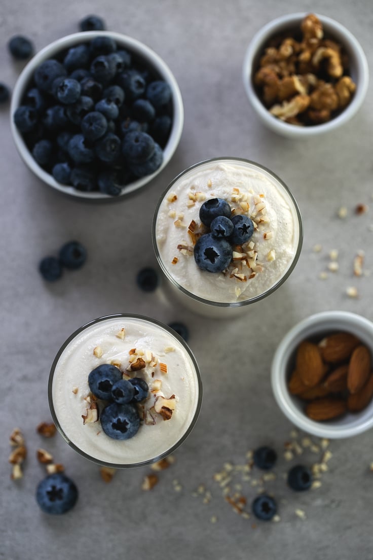 Simple vegan cashew yogurt - Making non-dairy yogurt at home is so easy, besides, it's healthier and tastes so good! We used unsalted raw cashews to make this delicious vegan yogurt.