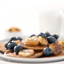 3-Ingredient Vegan GF Pancakes