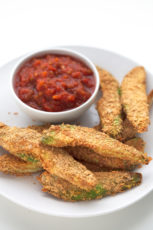 Baked Avocado Fries (Vegan and Gluten-Free) - These 7-ingredient baked avocado fries are crunchy on the outside and soft on the inside. It's a delicious, vegan, gluten-free appetizer or snack recipe.