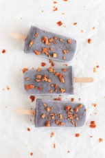 Blueberry Coconut Butter Popsicles. - 4-Ingredient blueberry coconut butter popsicles! Naturally sweetened, so healthy, refreshing, and ideal for summer. #vegan #glutenfree #simpleveganblog