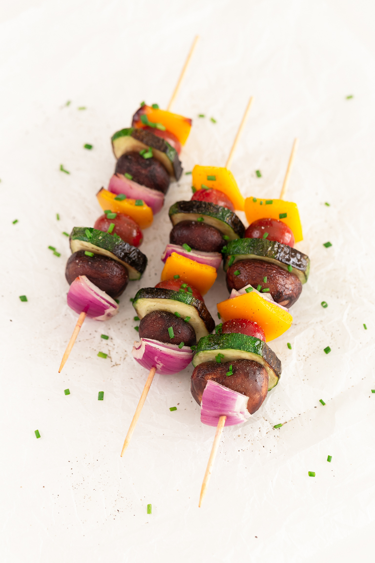 Vegetable Kabobs. - Grilled, 25-minutes vegetable kabobs, a healthy side dish to any meal. They're perfect for summertime barbecues, picnics and potlucks. #vegan #glutenfree #simpleveganblog