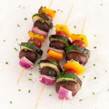 Vegetable Kabobs. - Grilled, 25-minutes vegetable kabobs, a healthy side dish to any meal. They're perfect for summertime barbecues, picnics and potlucks. #vegan #glutenfree #simpleveganblog