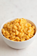 A picture of a bowl of vegan mac and cheese made from scratch