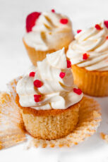 Vegan Vanilla Cupcakes - Simple Vegan Blog