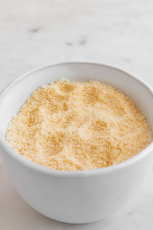 Photo of a bowl of coconut flour