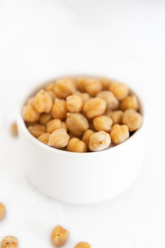 Photo of a bowl of Instant Pot chickpeas