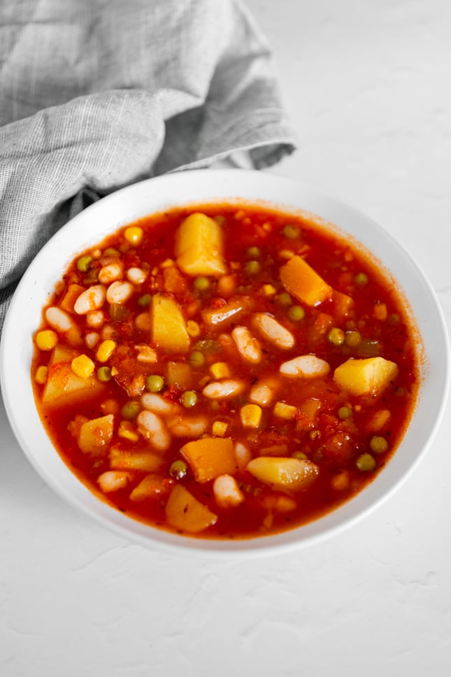 Photo of a bowl of Instant Pot vegetable soup
