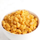Photo of a bowl of vegan mac and cheese