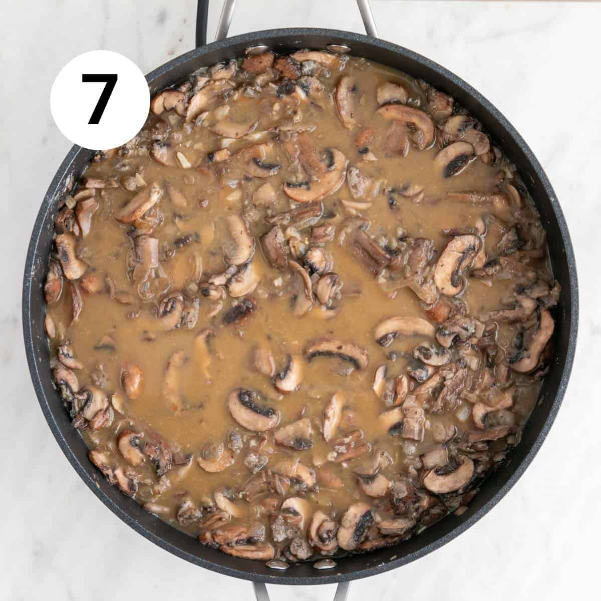 Vegan mushroom gravy before thickening.