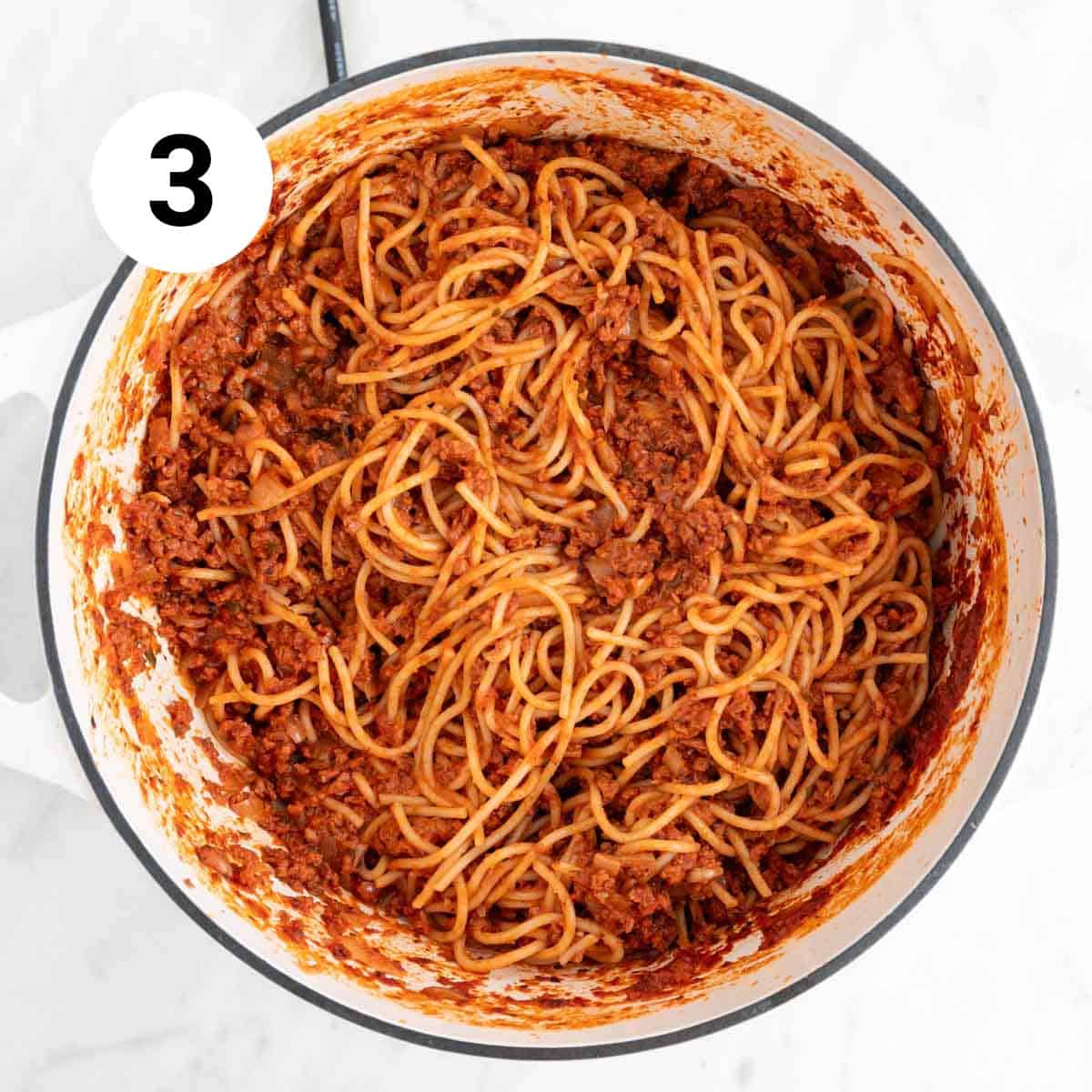 Vegan spaghetti in a large pot.