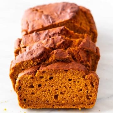 Sliced vegan pumpkin bread.