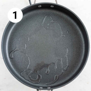 Skillet with oil.