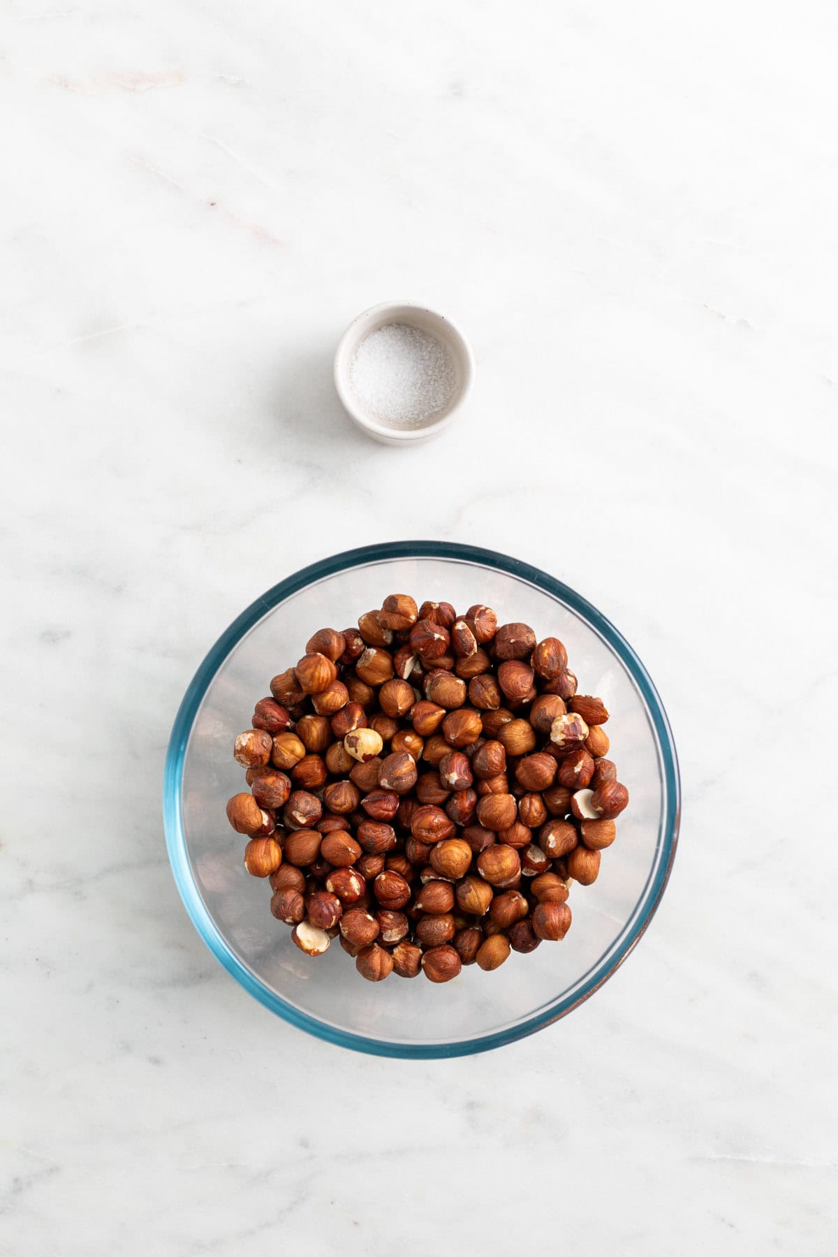 Ingredients for making hazelnut butter
