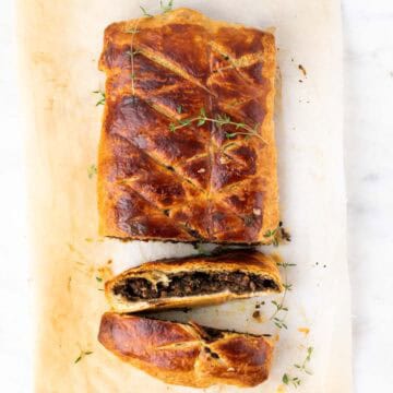 Sliced mushroom Wellington ready to serve.