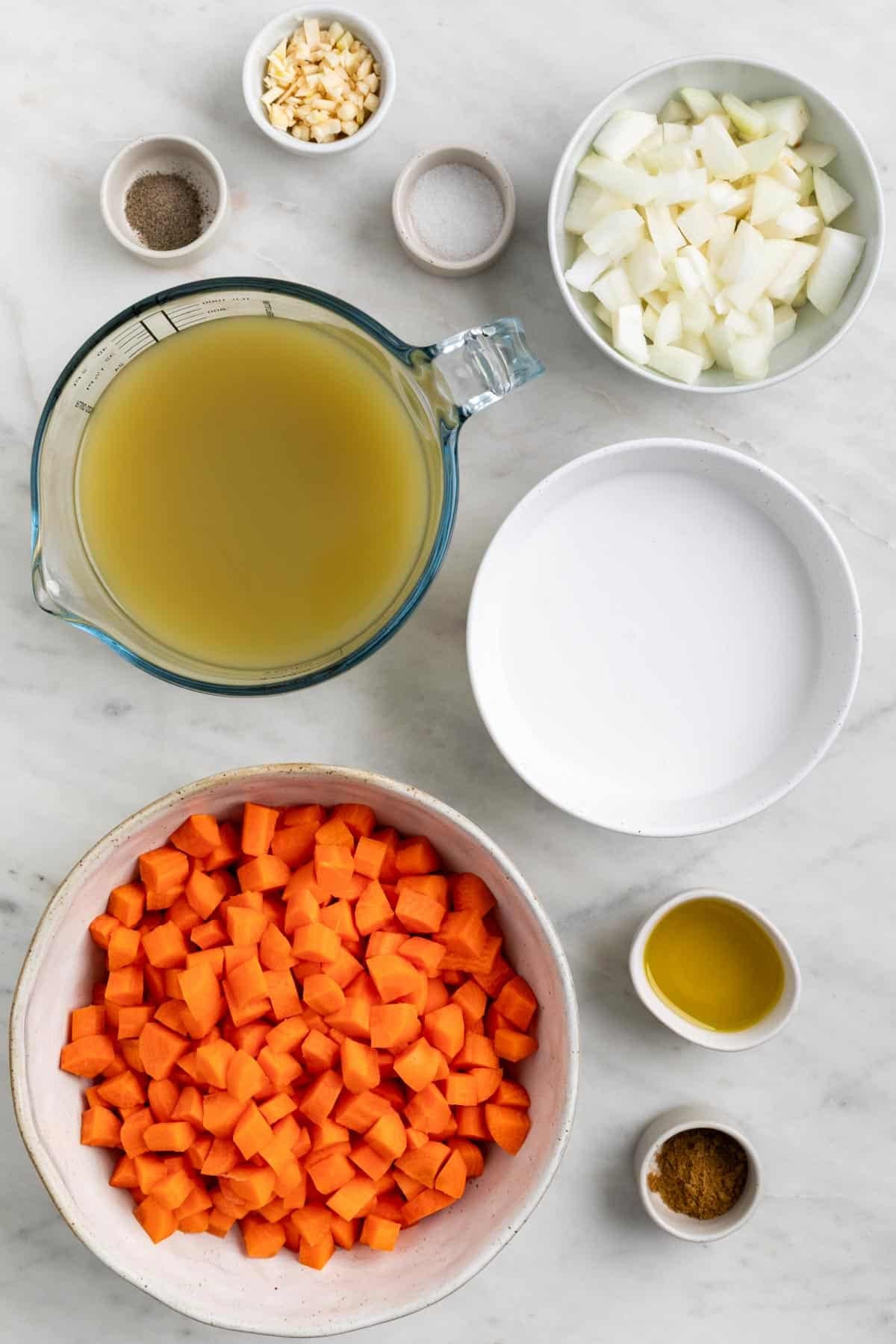 Ingredients for vegan carrot soup