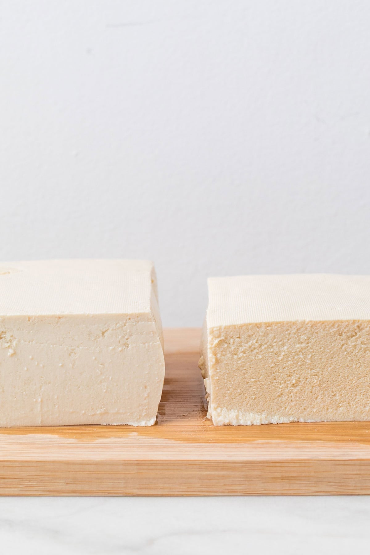 Silken tofu before and after freezing and thawing