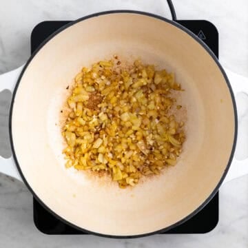 Garlic added to softened onion