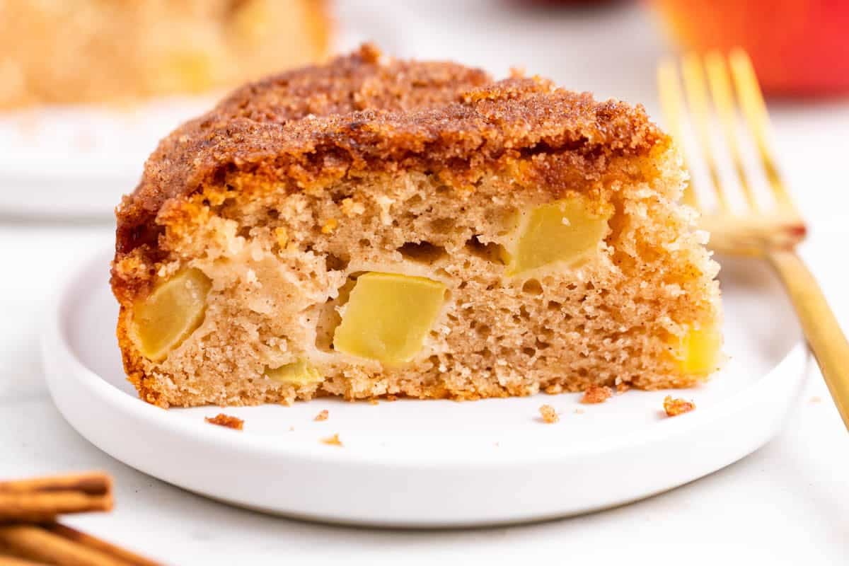 Vegan Apple Cake
