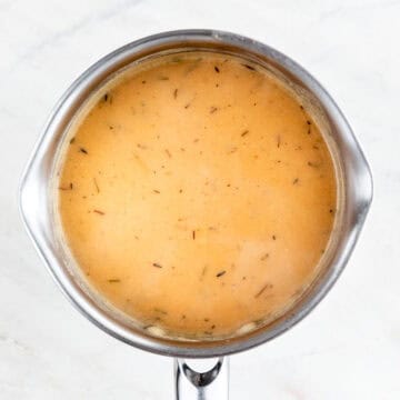 Finished vegan gravy in a saucepan
